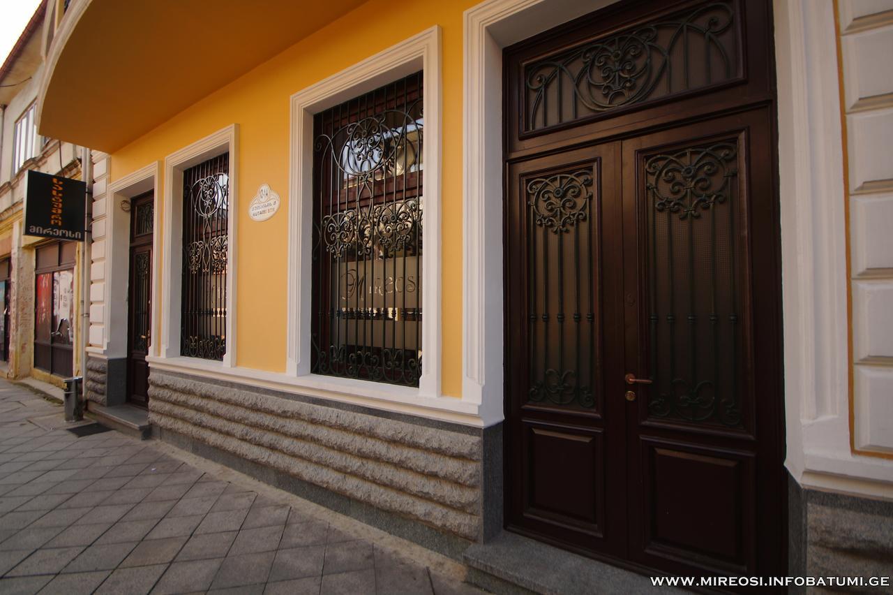 Hotel Mireosi Batumi Exterior photo
